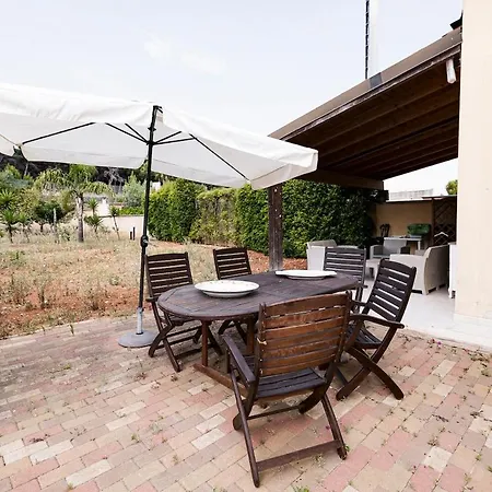 Machiavelli-villetta Con Giardino - Baiaverde-lido 갈리폴리