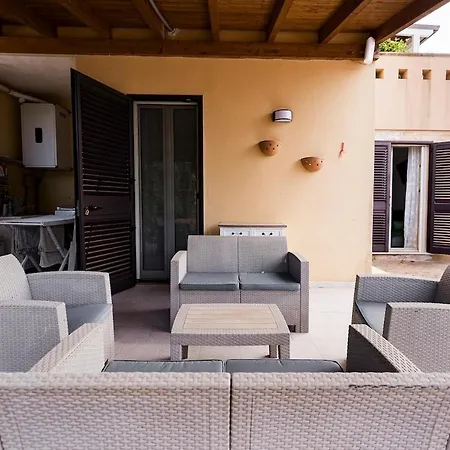 Machiavelli-villetta Con Giardino - Baiaverde-lido *