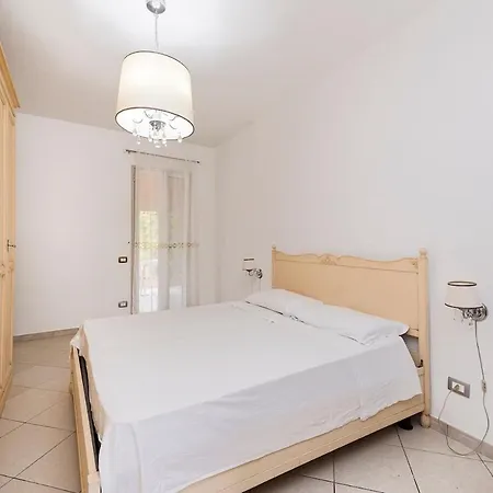 Machiavelli-villetta Con Giardino - Baiaverde-lido 갈리폴리
