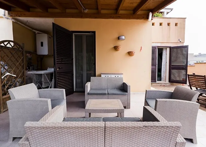 Machiavelli-villetta Con Giardino - Baiaverde-lido *